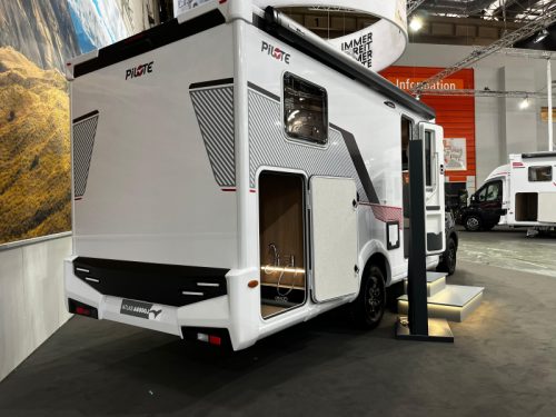 Pilote Atlas A690GJ Wohnmobil, L&auml;ngsbetten Foto: 2