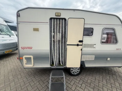 Dethleffs Camper 560 Single beds, Mover. photo: 1