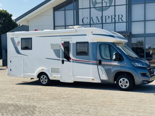 Rapido 696 F Premium Edition NUR 8.000 KM! Foto: 4