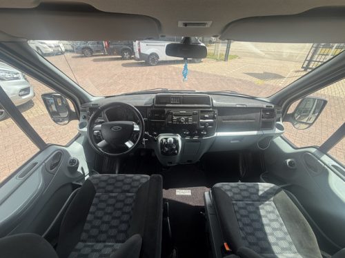 Westfalia ford nugget 4 slaapplaatsen airco hefdak lmv standkachel trekhaak zonnepaneel bearlock photo: 8