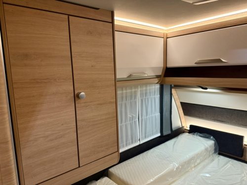 Knaus Sudwind Black Selection 460 EU Summer Air Conditioning Special Offer! photo: 7