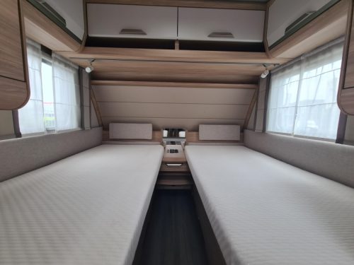 Knaus Sudwind 460 EU  Foto: 10