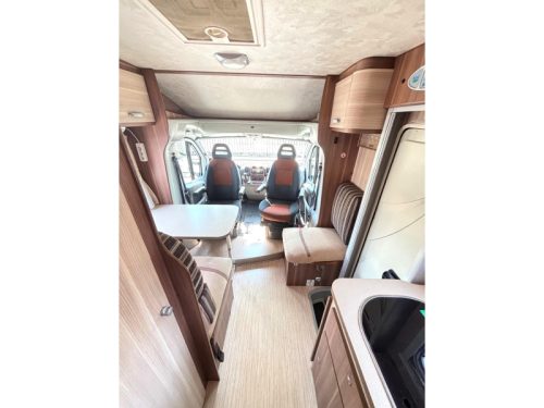 McLouis Glamys 72 Queensbed/2011/Euro4/6.7M photo: 11