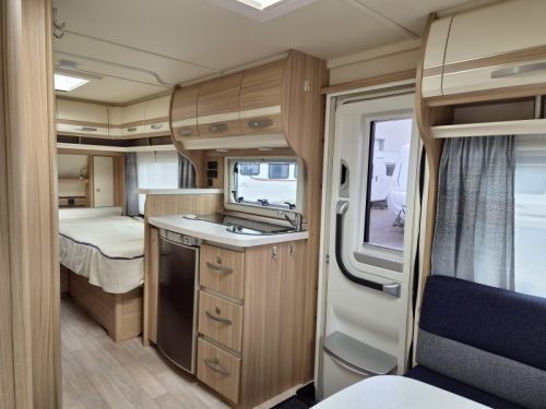 Fendt Bianco Selection 465 TG Single beds - Awning photo: 6