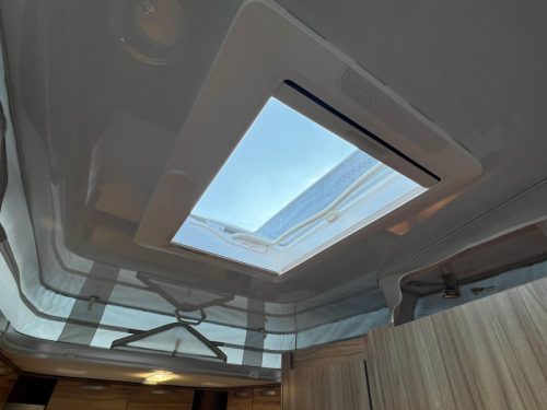 Eriba Feeling 442 mover, awning, single beds  photo: 16