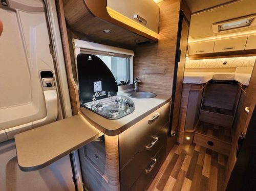 Weinsberg CaraCompact Edition Pepper 600 MEG Single beds! photo: 12