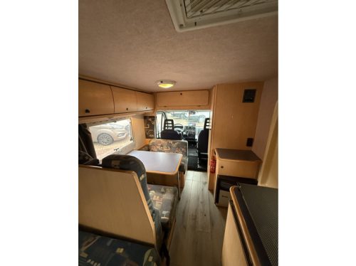 Chausson welcome French bed air conditioning awning apple carplay heater new MOT photo: 14