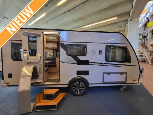Knaus Sudwind Black Selection 460 EU super komplett ab Werk