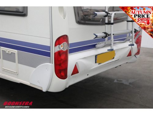 Hobby De Luxe 460 UFE Mover Awning Bike rack Single beds Central kitchen photo: 4