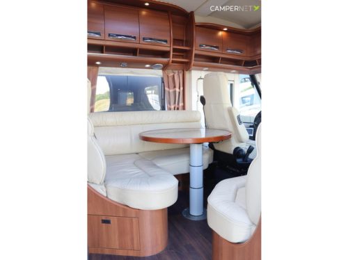 Carthago CHIC E-LINE I 51 YACHTING 180pk Automaat | Ohne Hubdach | Alde Heizung | L&auml;ngsbetten | Solarpaneele | Wechselrichter | Doppel-Bo Foto: 5