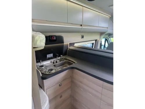 Affinity Five 5-Sitzer Kastenwagen Foto: 6