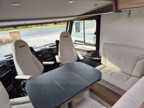 Pilote Essentiel G 740 AUT. 9-T TWINBED TV Solar photo: 9