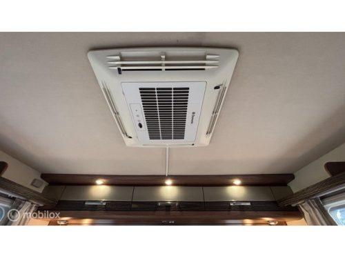 Knaus 650 MEG Sky plus Fiat 2.3 150Hp Automatic | Single beds | Pop-top roof | Roof air conditioning | Shower/toilet | XXL Garage | Satellite TV | TOP CONDITION photo: 11