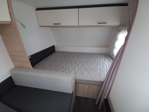 Caravelair Alba Family 466 awning-annex-mover photo: 10