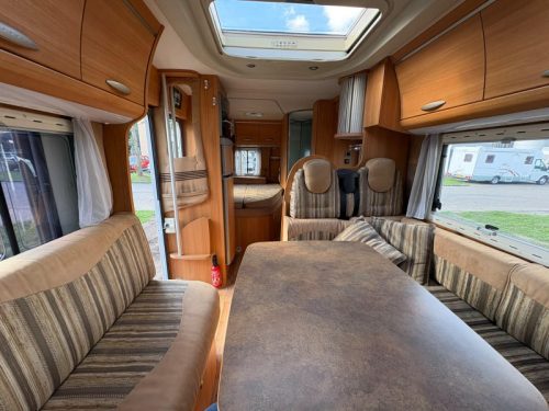 Chausson Allegro 93 Airco, Top-Layout, Festbett Foto: 11