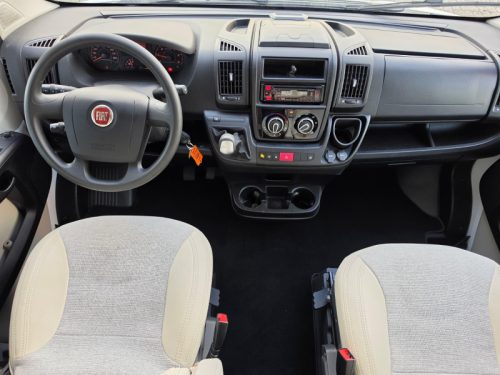 Carado T 449 Automatik/Queensbett/150 PS Foto: 6
