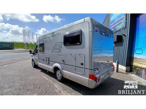 Hymer HV 562 .. 2008 single beds photo: 2