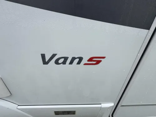 Hymer Van 520 S Single beds space wonder photo: 25