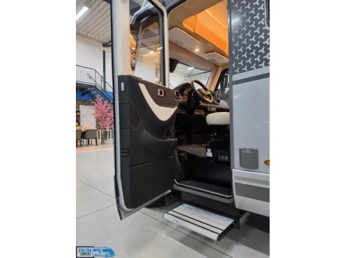 Hymer BMC-I 680 Blackline *170pk Automaat* Levelsysteem*Vol!! foto: 7