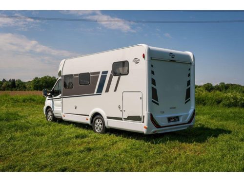 Carado T 338 Teilintegriert | Automatik | 2x Klimaanlage | Markise | R&uuml;ckfahrkamera Foto: 1