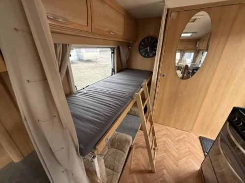 Lunar Quasar 524 Luxe, Bunk bed single bed photo: 8
