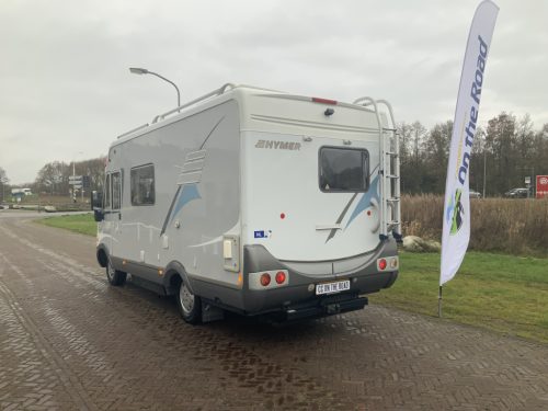 Hymer B 584 2.8 JTD 128 HP, Integral, Engine air conditioning, Front lift bed, 3 Isri seats, Long bench, Tow bar, Year 2005 Camper Centrum On the Road at Noorderringweg 4 in Marum. photo: 10