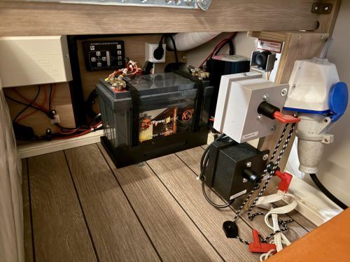 Knaus Sudwind 60 Years 460 EU E-Power super complete photo: 23