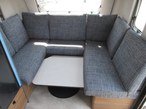 Eriba Novaline 495 CAMAS INDIVIDUALES Y ASIENTO EN U. &iexcl; foto: 12