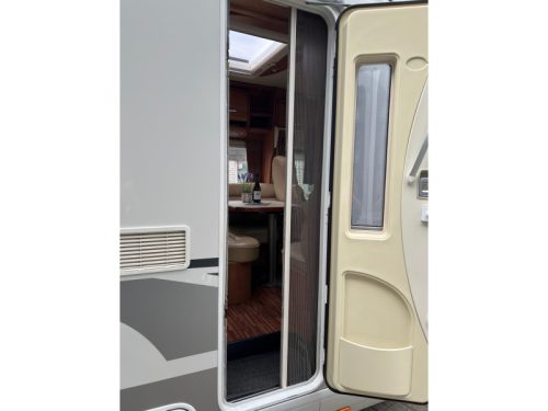 Carthago Chic C-Line T 4.8 automatic, single beds, photo: 14