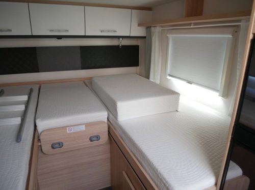 Sunlight T67, 9-speed automatic, Single beds, XXL Garage photo: 18