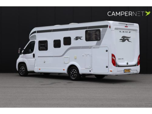 Laika KOSMO 509L 160hp Automatic | Single beds | Separate shower | LPG system | Solar panels | Bearlock | Awning | Roof fan photo: 1