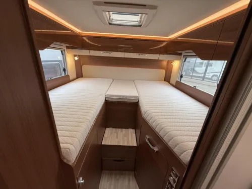 LMC Explorer Comfort 735 G Single Beds Pull-down Bed 2019 photo: 15