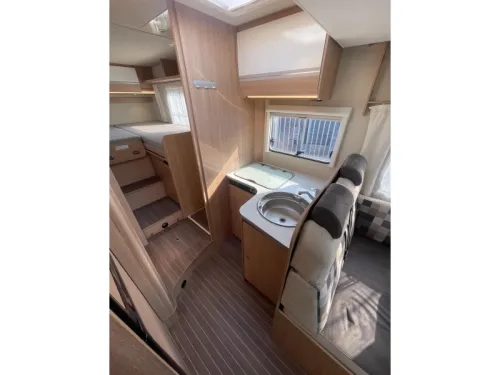 Sunlight T 68 Single Beds Drop-down Bed photo: 14