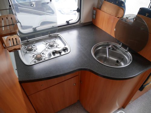 Weinsberg Meteor, Alkoven, Viel Platz 6.50 Meter Alkoven Foto: 13