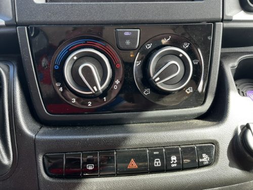 Carado T 338 Teilintegriert| Automatik | 2x Klimaanlage | Markise | R&uuml;ckfahrkamera Foto: 21