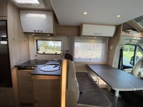 Sunlight T 67 Automaat | Dachklimaanlage Foto: 9