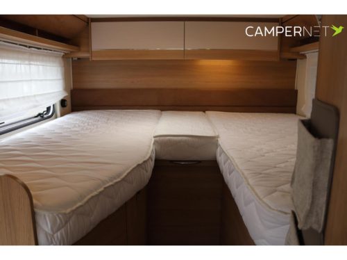 LMC Cruiser V646 140hp Automatic | HEO safe locks | Thule awning | Towbar | Single beds | Bearlock | Panoramic roof | Compact model photo: 15