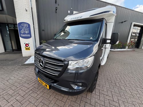 Hymer Tramp 685 &eacute;tat impeccable, salon face &agrave; face photo : 3