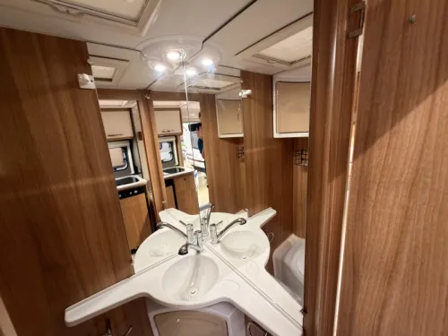 Caravelair Antares Style 450 Awning+mover+awning  photo: 10
