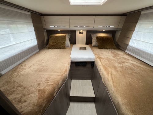 B&uuml;rstner Nexxo Time 690 G SINGLE BEDS AUTOMATIC 6.99M LONG photo: 2
