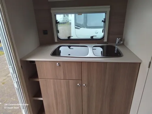 Dethleffs C'Joy 420 QSH Komplett mit Querbett Foto: 4
