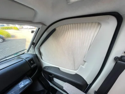 Hobby Optima Ontour 65 GE Einzelbetten 52000 km 19 Foto: 12