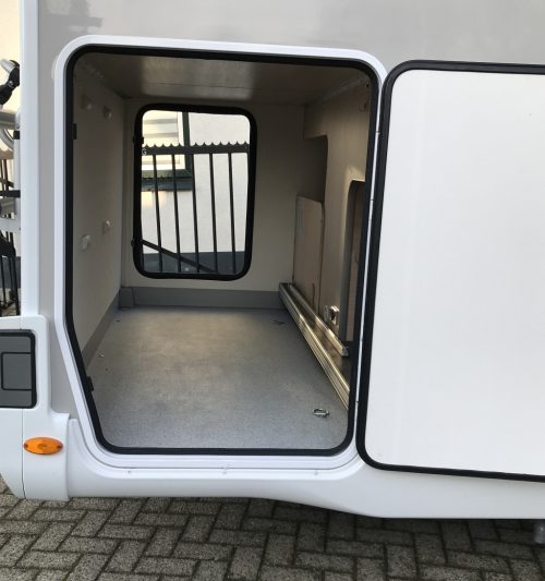 Challenger # 9T Automatic # Single beds # photo: 2