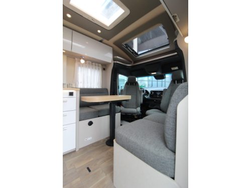 Hymer Tramp 685 S Face2Face - Single beds  photo: 16