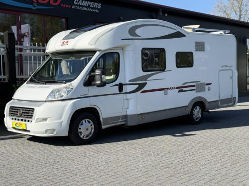 Adria Matrix 680 SP Spacious seating! photo: 5