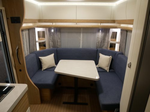 Hobby Excellent Edition 495 UL NOW AT VAN EIJK CARAVANS! photo: 4