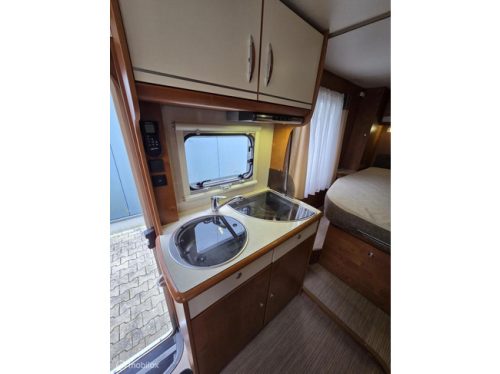 RAPIDO 690F 2010 131pk &acirc;Airco, Solar, Queensbed, Trekhaak&acirc; foto: 13
