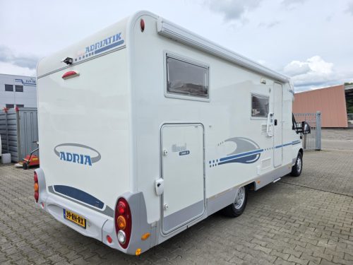 Adria Coral 660 SL Single beds 2.8 AUTOMATIC photo: 3
