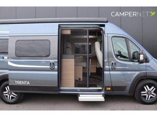 P&ouml;ssl Trenta 640 180hp Automatic | Single beds | Swing bike rack | Roof air conditioning | Zenec Multimedia system | Construct lock | Awning | photo: 4