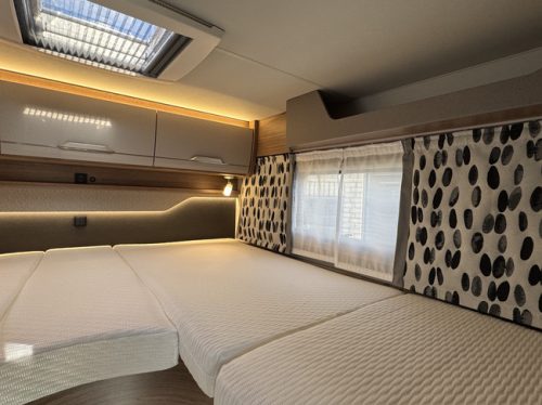 Knaus Van TI Vansation 650 MEG AUTOMAAT 9-Traps 140 pk Euro6 Fiat Ducato 9 **Einzelbetten/Satelliten-TV/Navi/Kamera/2x Lithium/Anh&auml;ngerkupplung Foto: 14